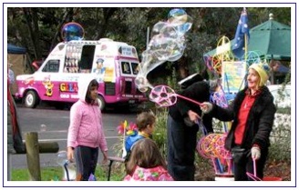 making giant bubbles